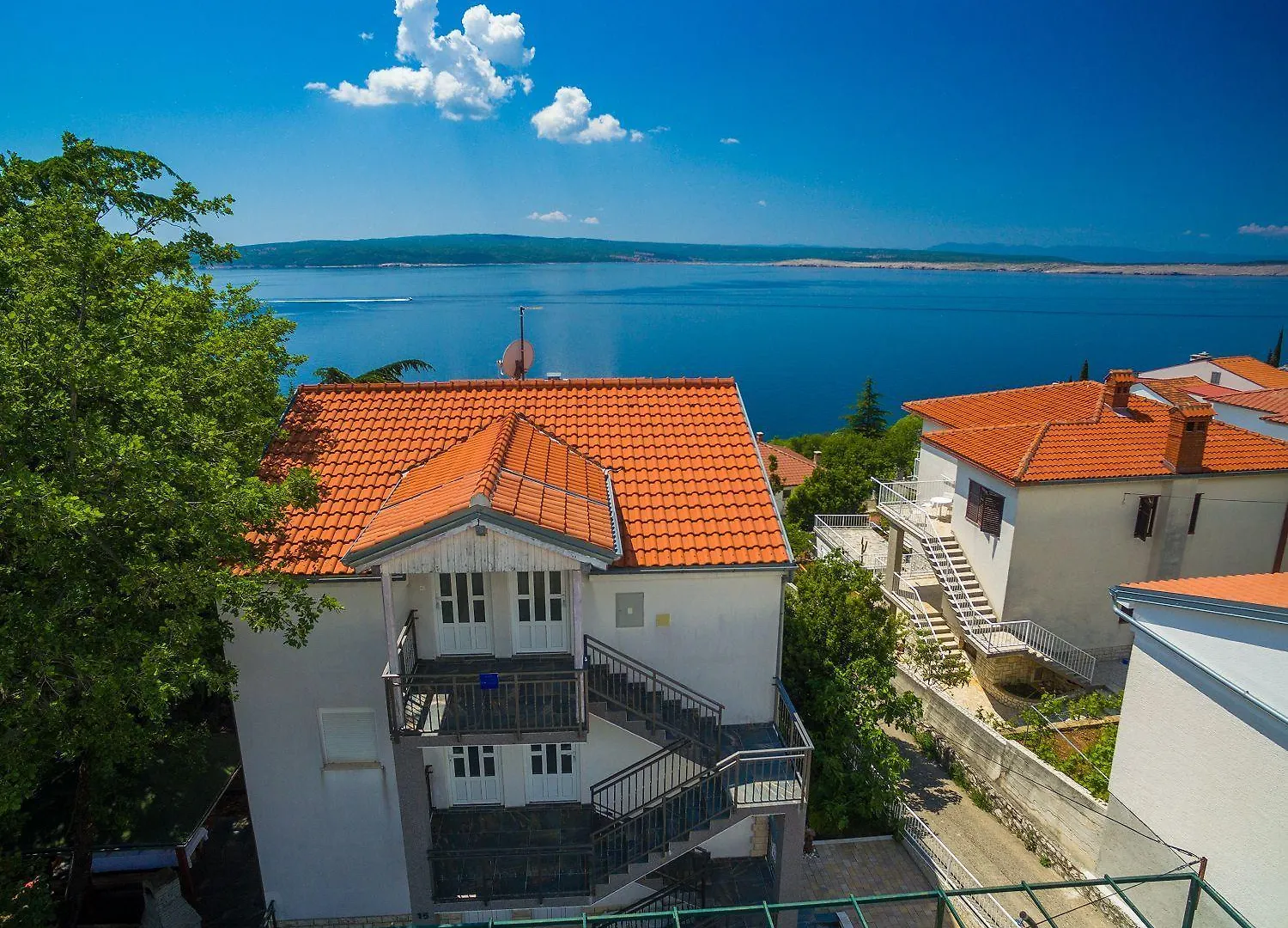 Helles Apartment Nur 150 Meter Zum Strand Mit Jacuzzi, Meerblick, Pool, Billard Dramalj
