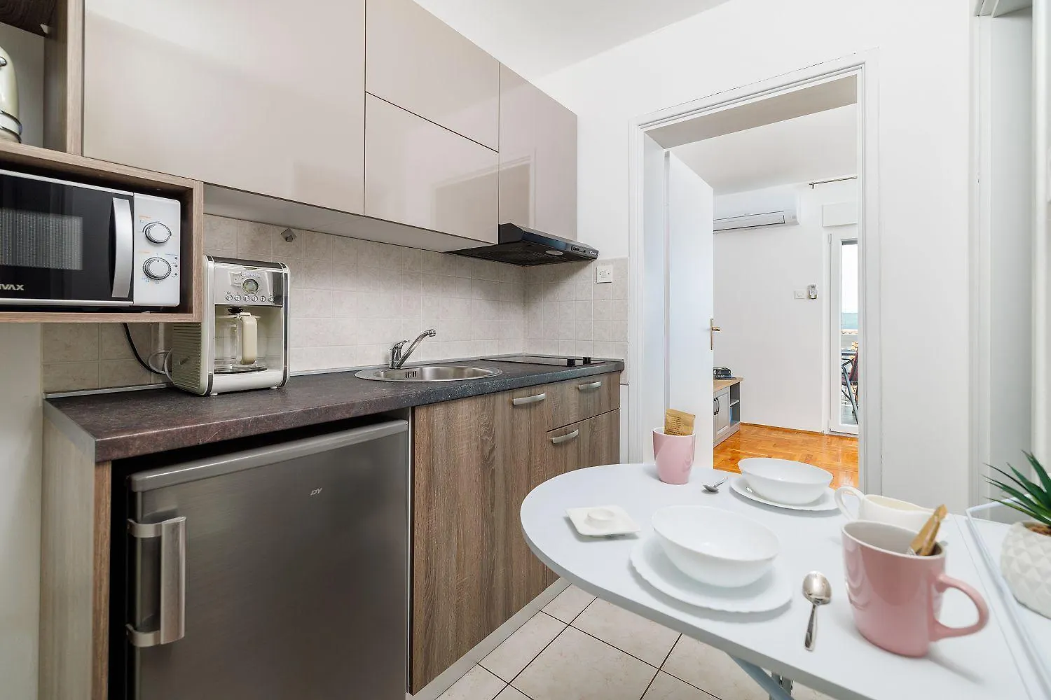 Helles Apartment Nur 150 Meter Zum Strand Mit Jacuzzi, Meerblick, Pool, Billard Dramalj