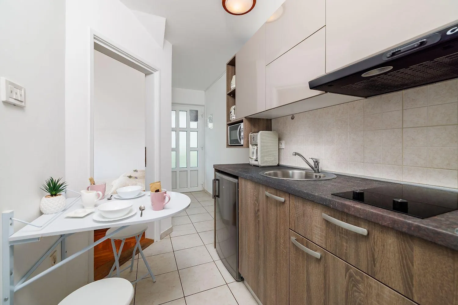 Helles Apartment Nur 150 Meter Zum Strand Mit Jacuzzi, Meerblick, Pool, Billard Dramalj